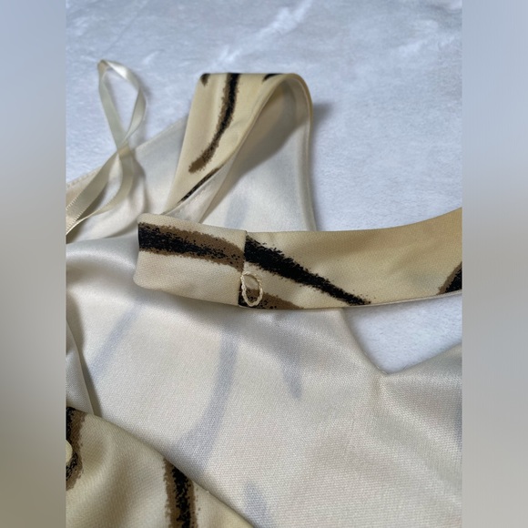 Women’s Cache Size 4 Made in USA Cream Tiger Stripe Halter top - Picture 8 of 13